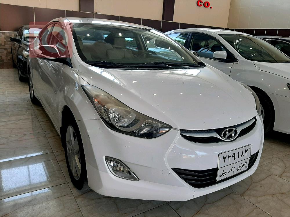 هیوندای ئەلەنترا